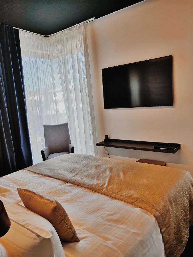 Sky Beach Aparthotel Марина Экстерьер фото