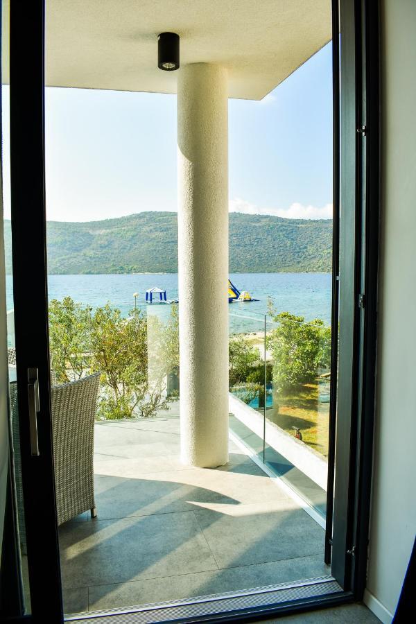 Sky Beach Aparthotel Марина Экстерьер фото
