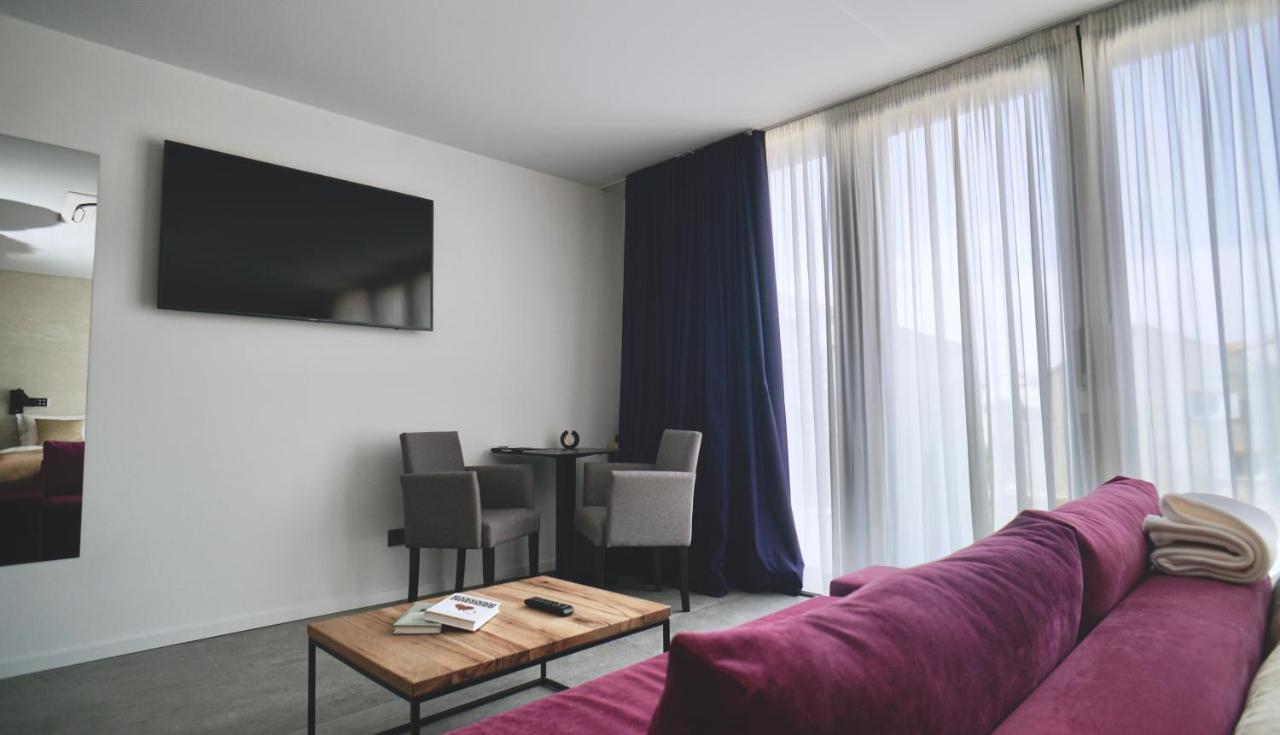 Sky Beach Aparthotel Марина Экстерьер фото